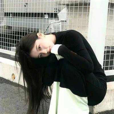 校园实拍：老艺术家孙女走后门进组，被批炫富